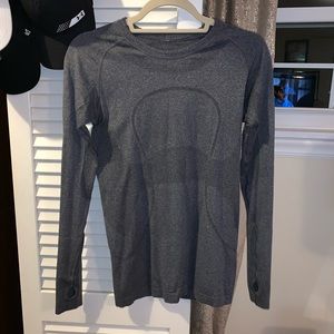Lululemon Swiftly tech long sleeve shirt